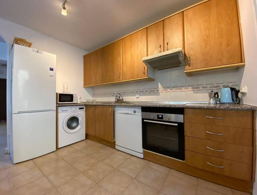 3 Bedroom Home With Amazing Views & Outdoor Spaces Manilva Esterno foto