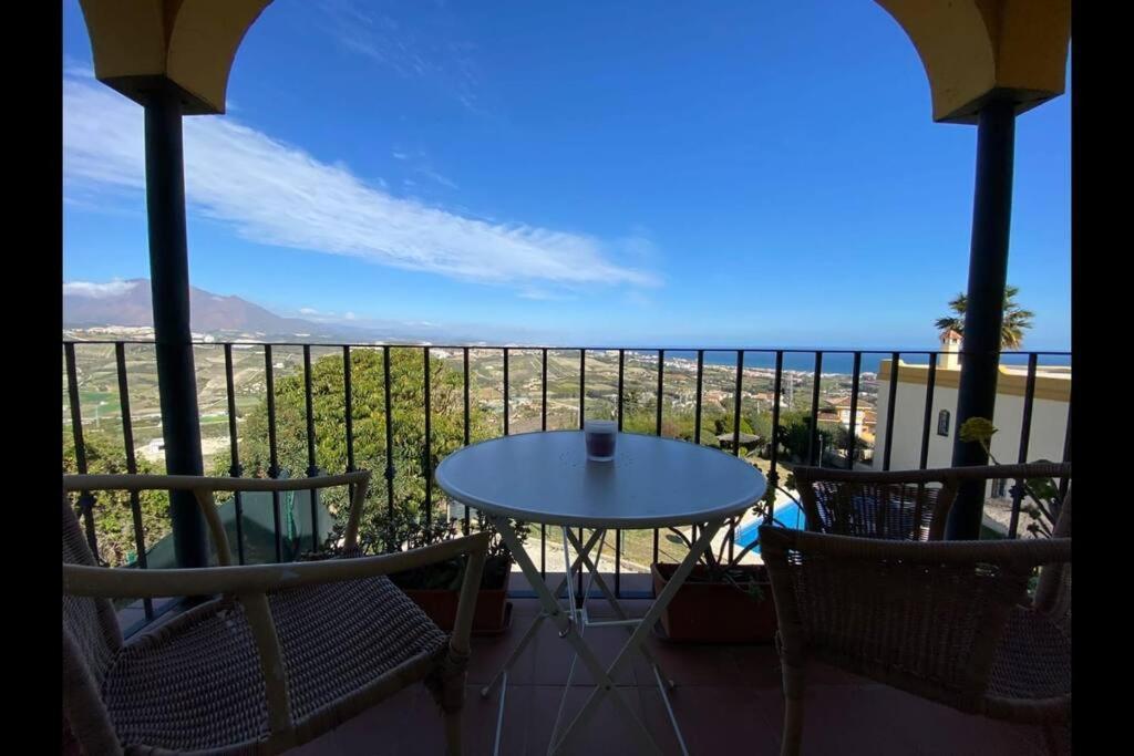 3 Bedroom Home With Amazing Views & Outdoor Spaces Manilva Esterno foto